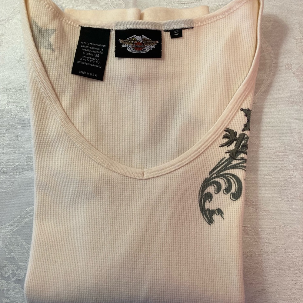 NWOT Harley Davidson women’s sz S  long sleeve tee.